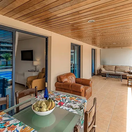 Cozy 2 Bed 2 Bath Balcon Gigantes Appartamento